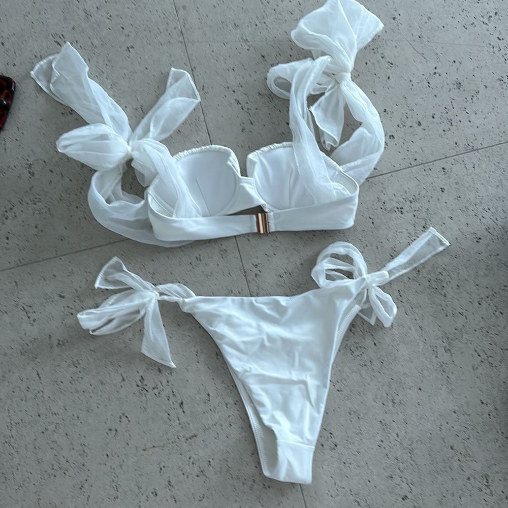 White Bikini - image 3
